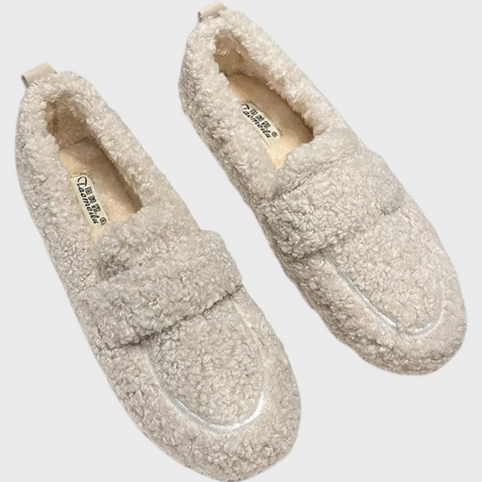 WW |  Weicher Plüsch-Slipper für Damen