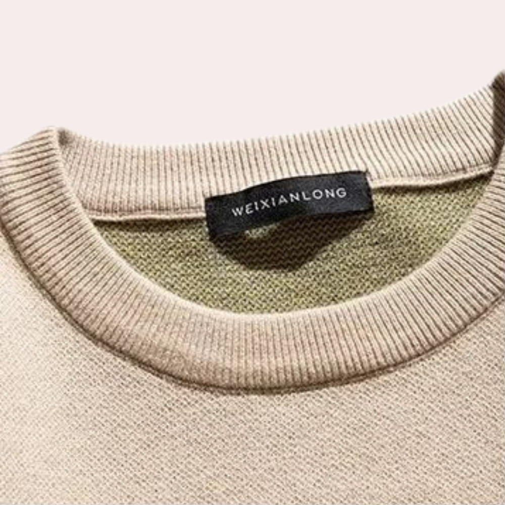WW | Women's Pullover with Cat Pattern