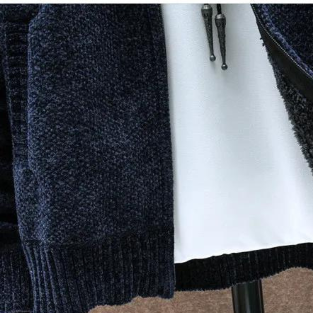 WW | Comfortable men's jacket with hood