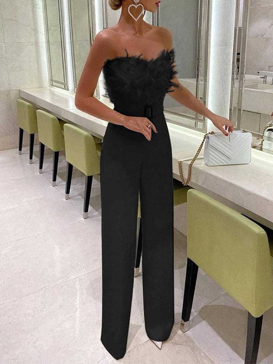 WW | Kombination Tube mit Gerader Beinform Bustier mit Federn Elegante Frau Weiß