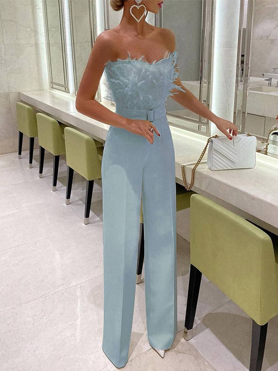 WW | Kombination Tube mit Gerader Beinform Bustier mit Federn Elegante Frau Weiß