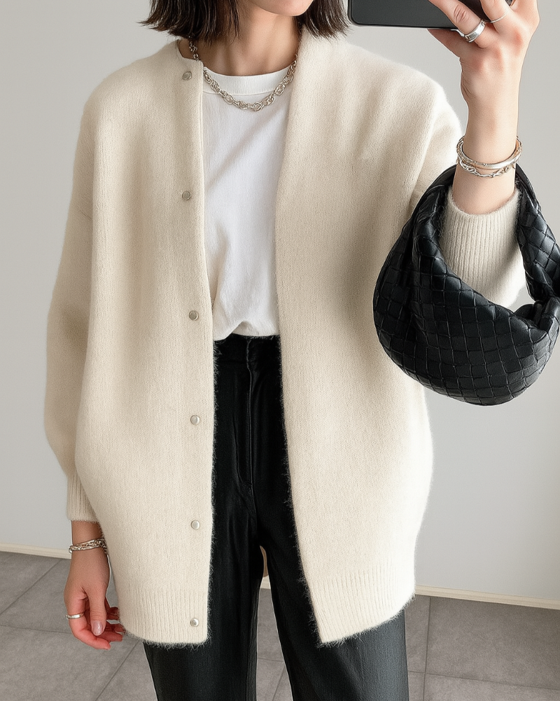 WW | Comfortable Minimalist Soft Knit