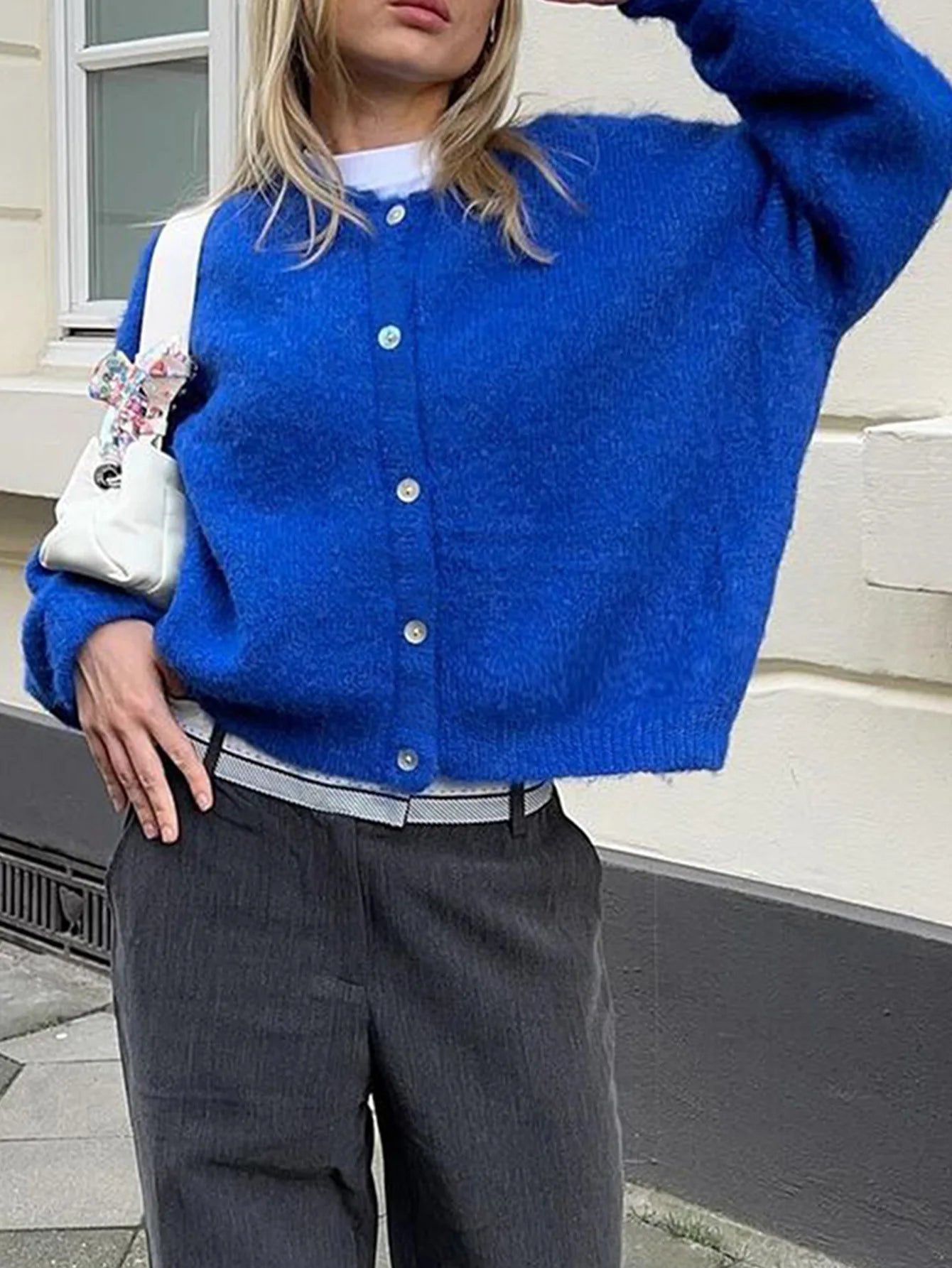 WW | Damen Strickjacke mit langen Ärmeln und Knopfverschluss
