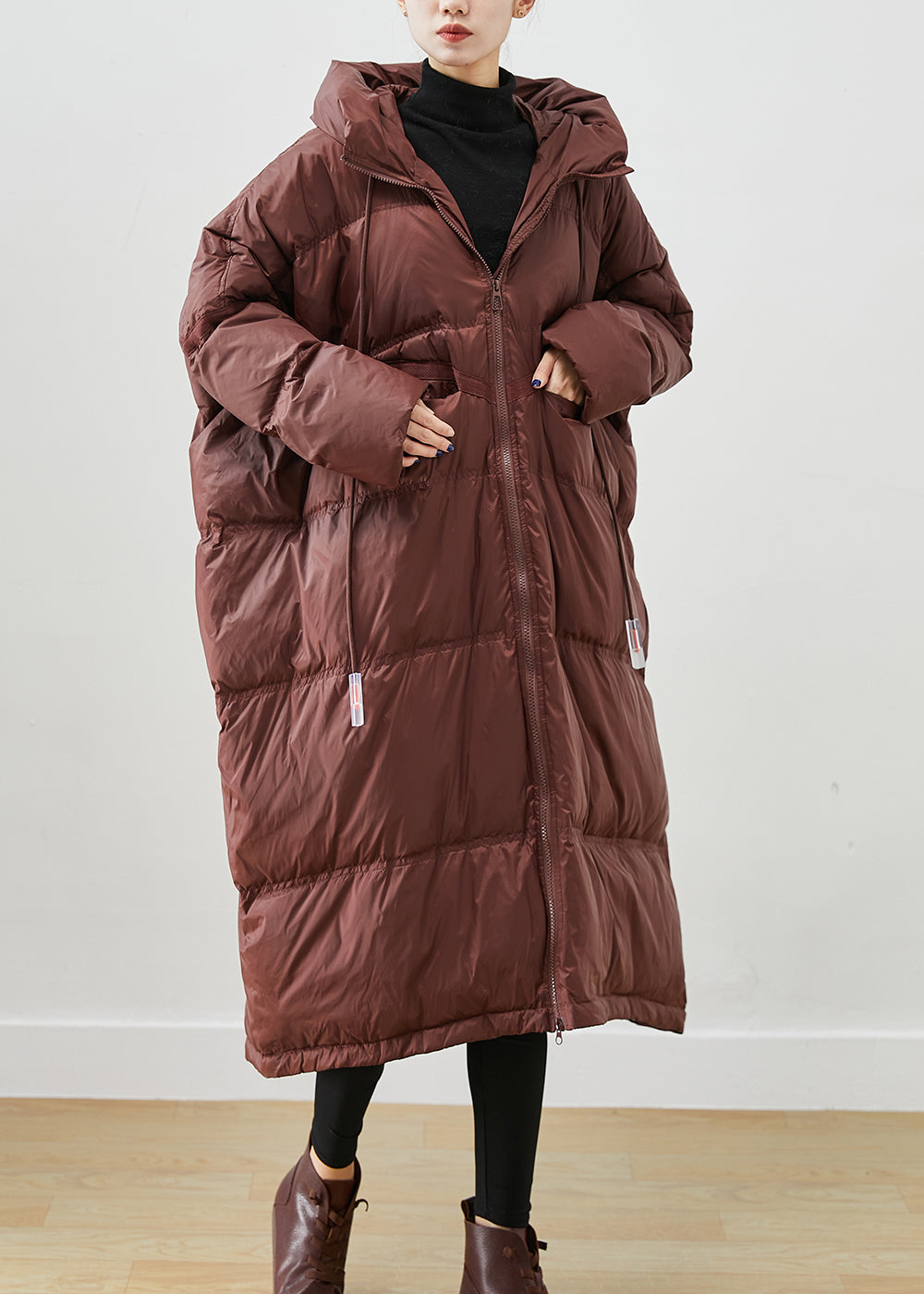 WW | Oversized Entendaunenjackets with Hood and Drawstring Winter