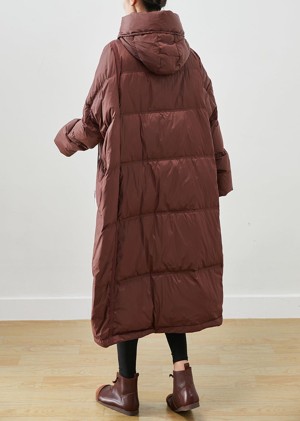 WW | Oversized Entendaunenjacken mit Kapuze und Kordelzug Winter