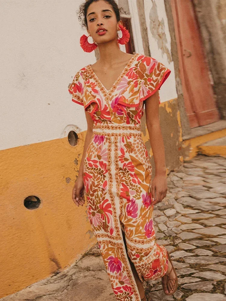 Elegant long vintage dress with unique and sophisticated sleeves