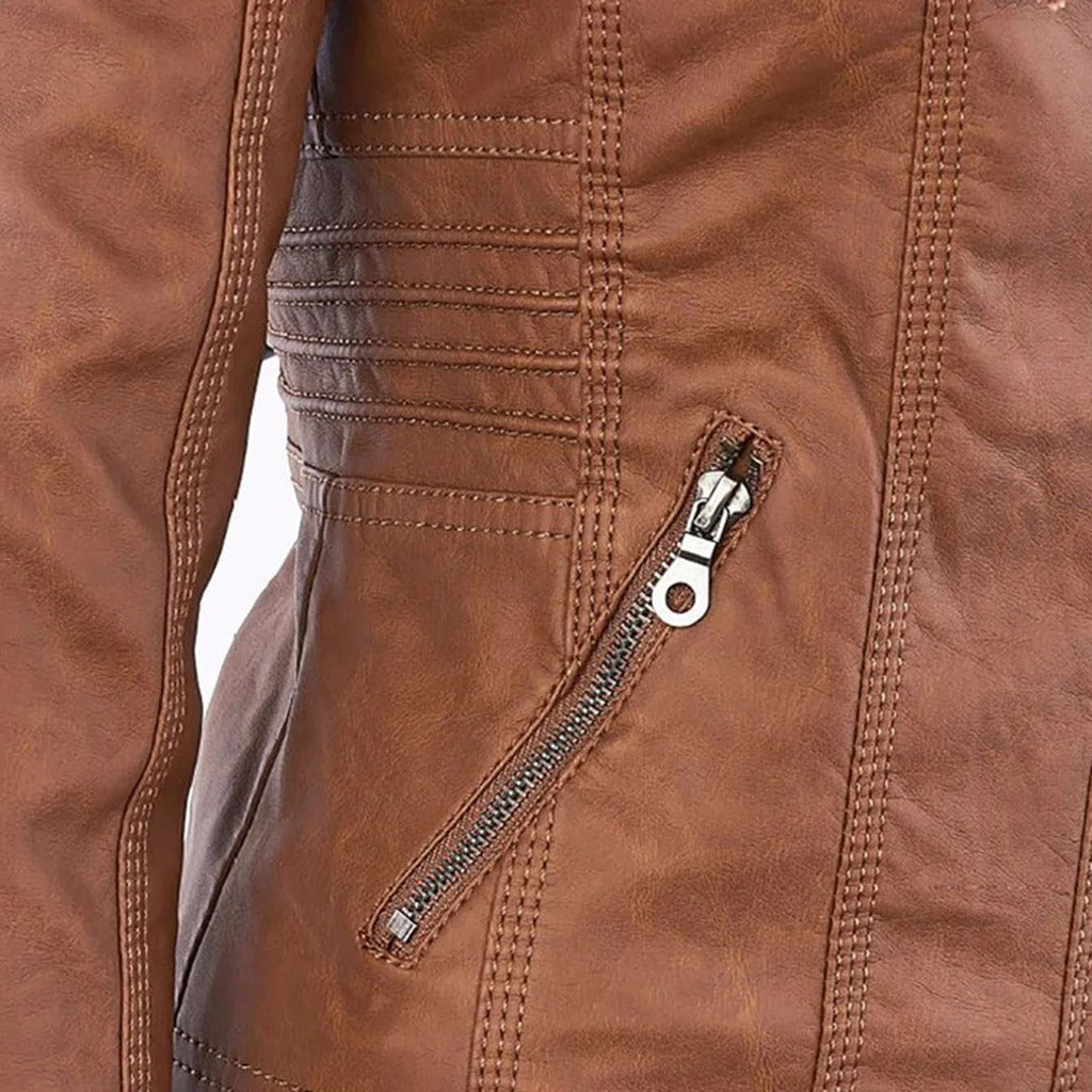 WW | Chic khaki hooded jacket, comfort and urban elegance