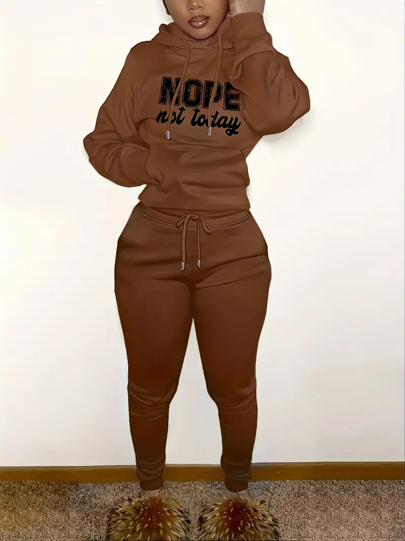 WW | Athleisure-Set, Känguru-Taschen-Kapuzenpullover mit Buchstabenaufdruck