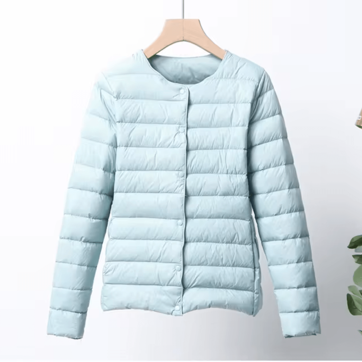 WW | Kragenlose Slim Fit Daunenjacke mit Steppung