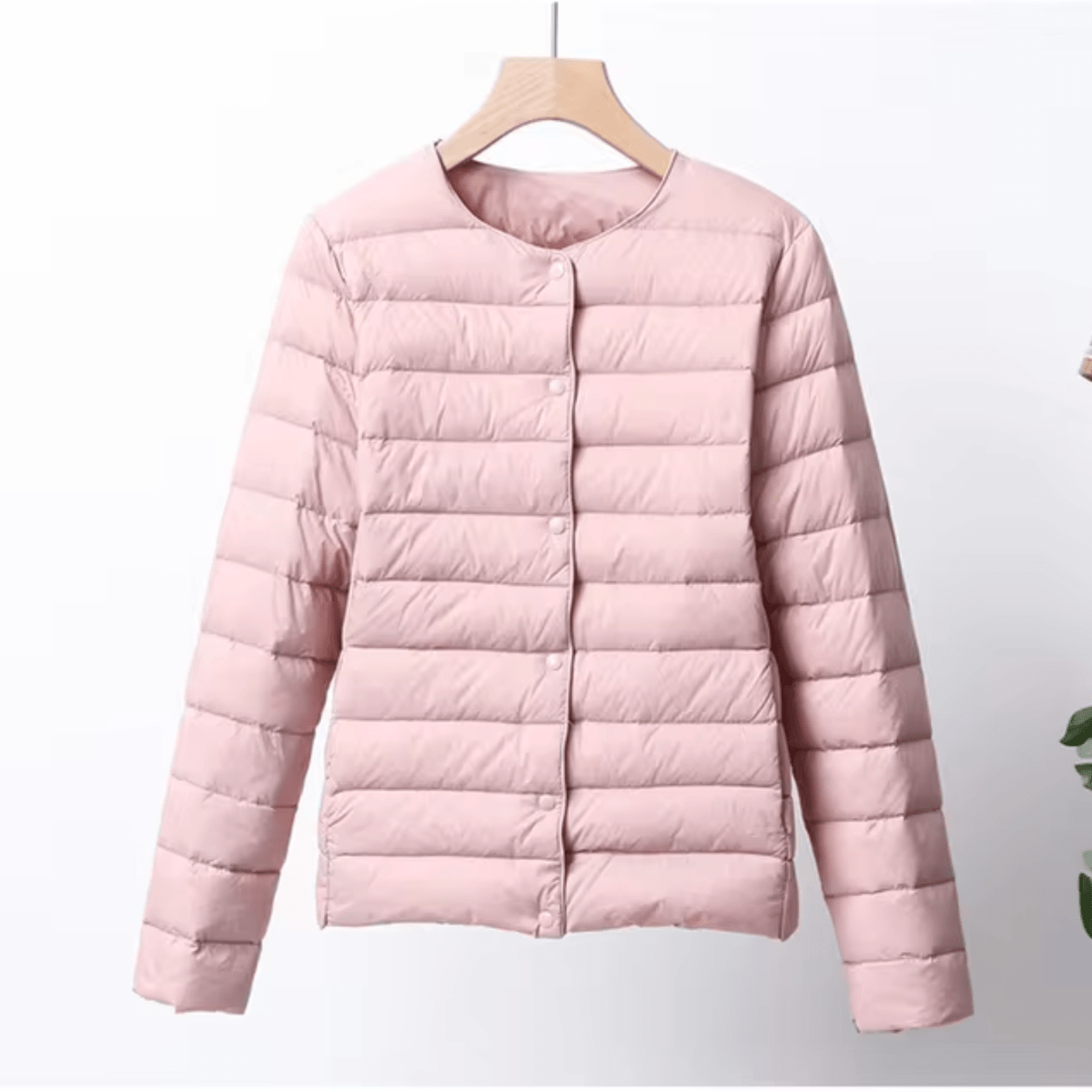 WW | Kragenlose Slim Fit Daunenjacke mit Steppung