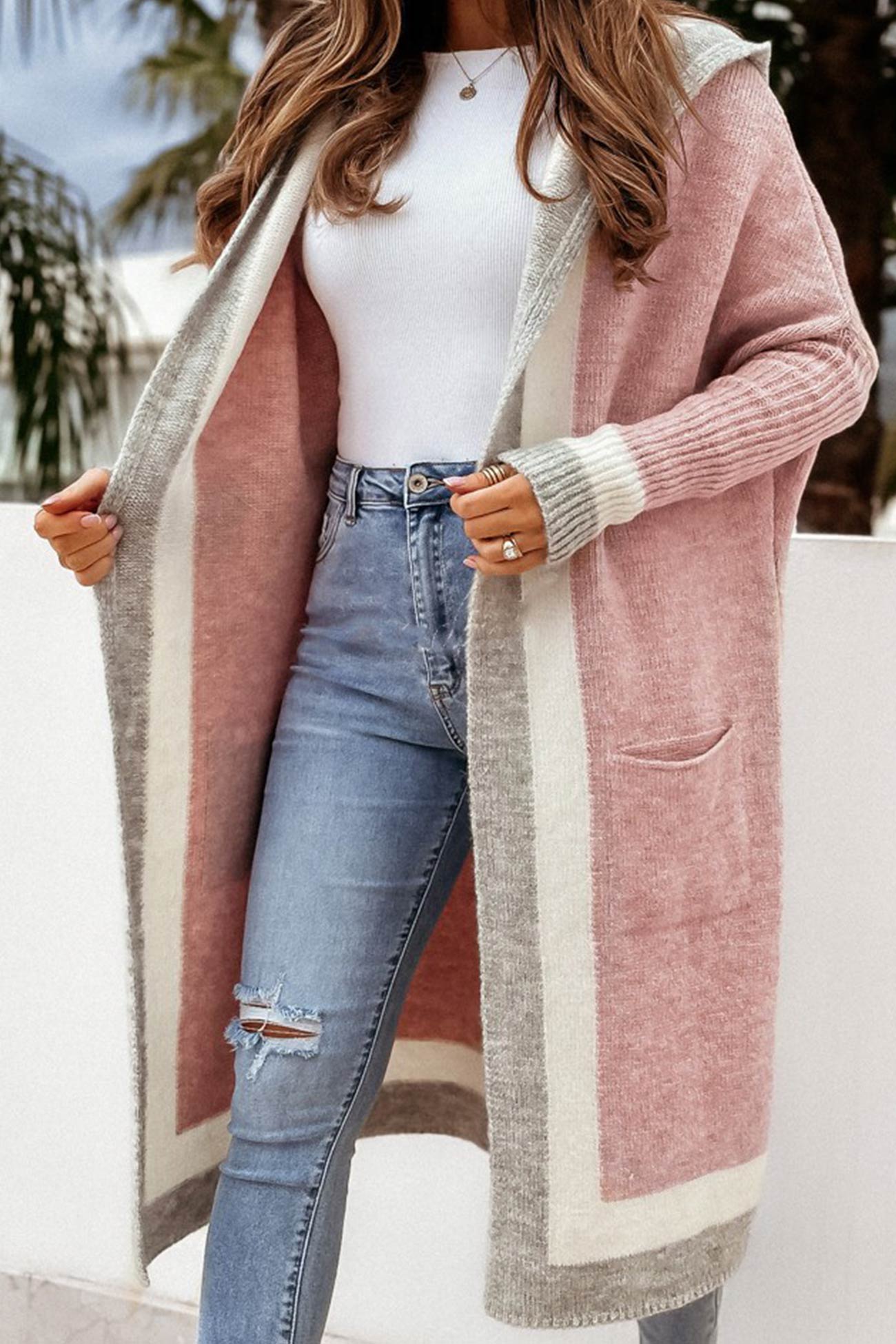 WW | Langer Cardigan mit Kapuze und kontrastierendem Design