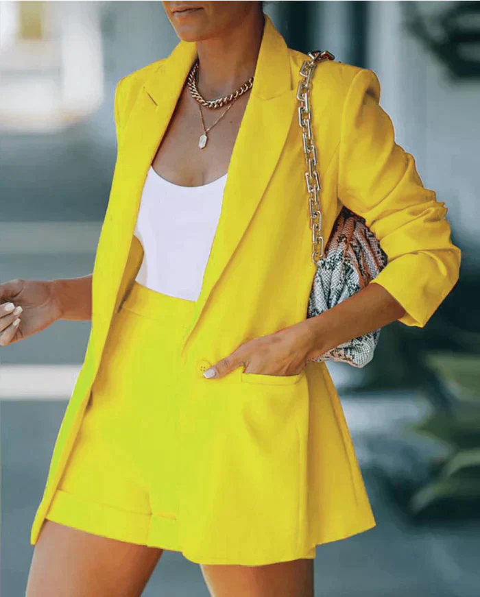 WW | Set aus Blazer und Shorts