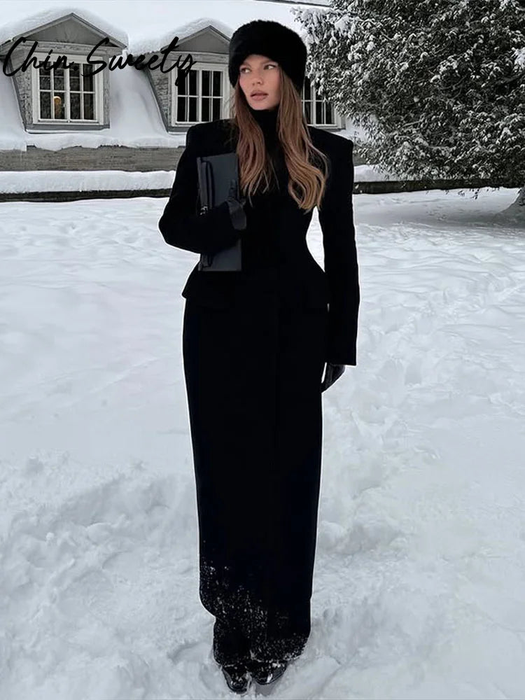 WW | Women's Coat - Elegant wool coat with a classic lapel collar and warm lining for autumn and winter