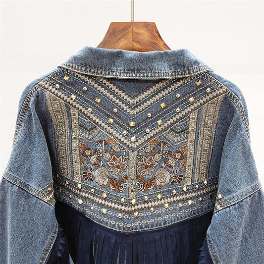 WW | Brooklynn Jeansjacke Ein einzigartige Jacke mit Blumenmuster und Fransen