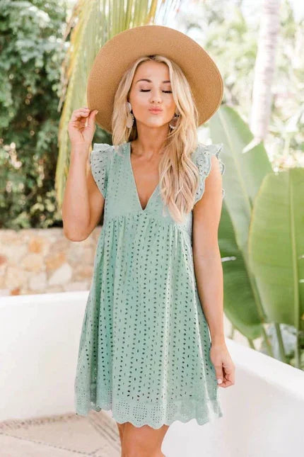 Penelope | Elegant Lace Dress with Pockets