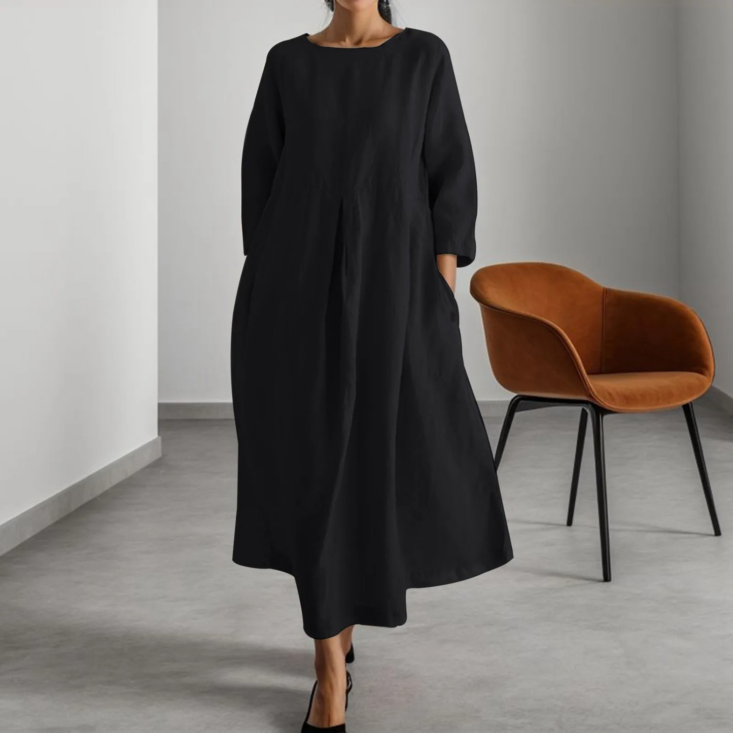 WW | Schlichtes Leinenkleid mit Rundhalsausschnitt