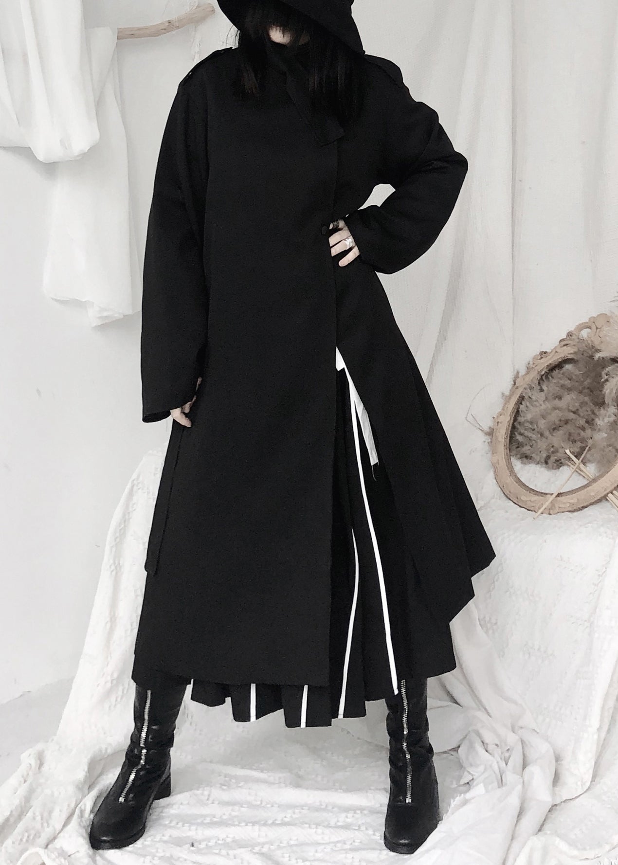 WW | Schwarze Stehkragen Taillenbindung Knopf Trenchcoats Langarm