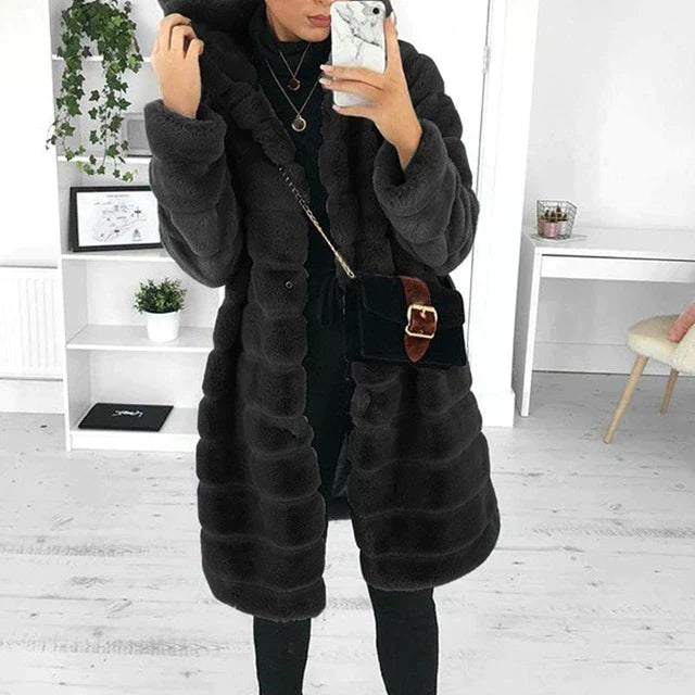WW | Faux Fur Coat