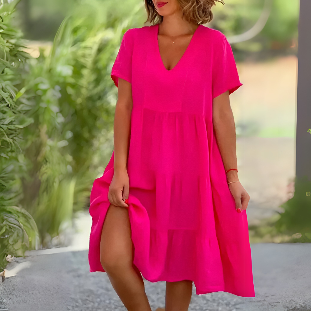 Luce | Flowy V-neck dress