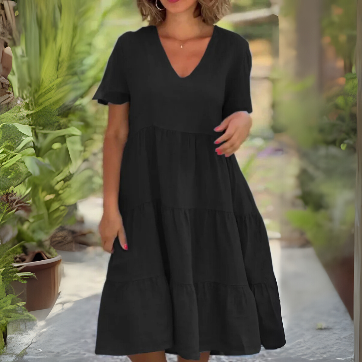Luce | Flowy V-neck dress
