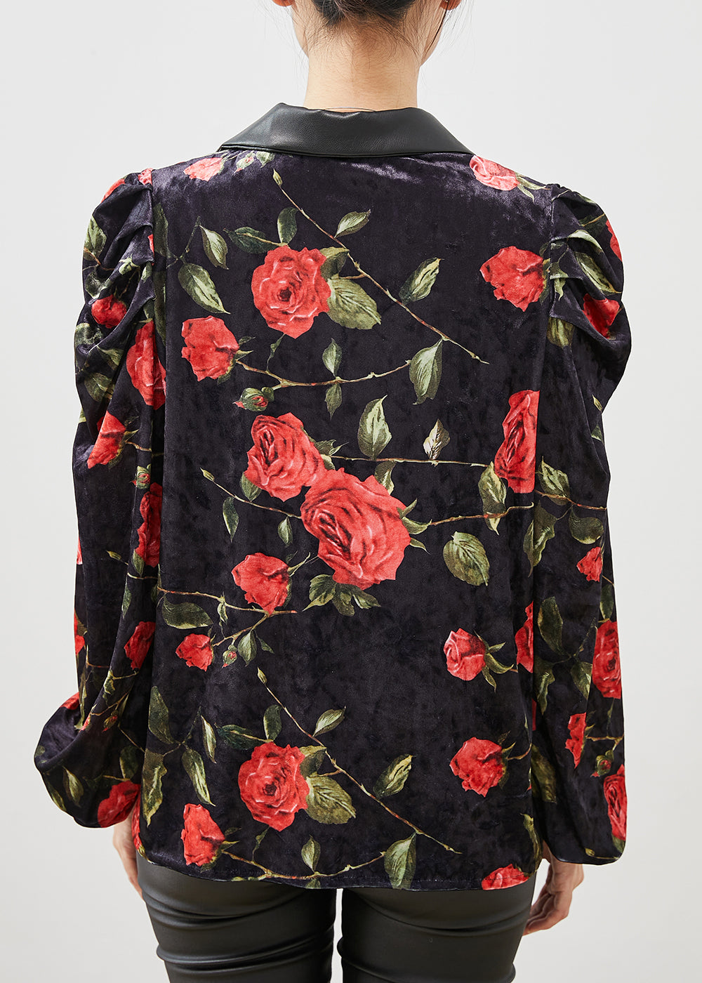 WW | Black floral double-breasted velvet coats with puff sleeves