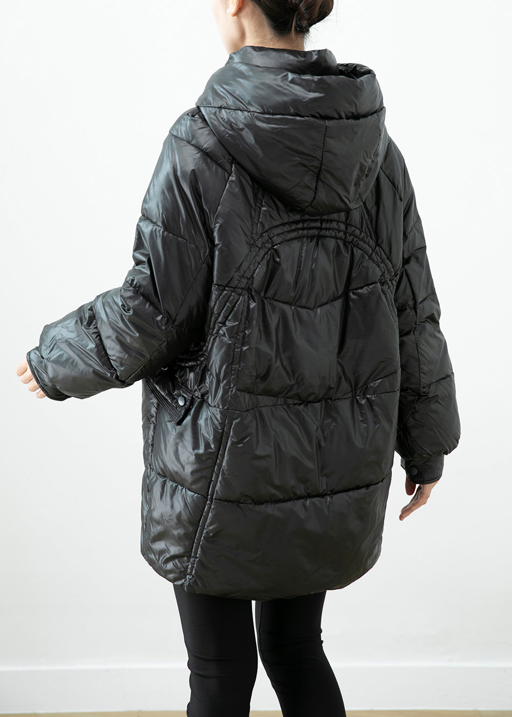 WW | Schwarze Kapuzenjacken mit Taschen aus feiner Baumwolle gefüllt Wintermäntel Winter