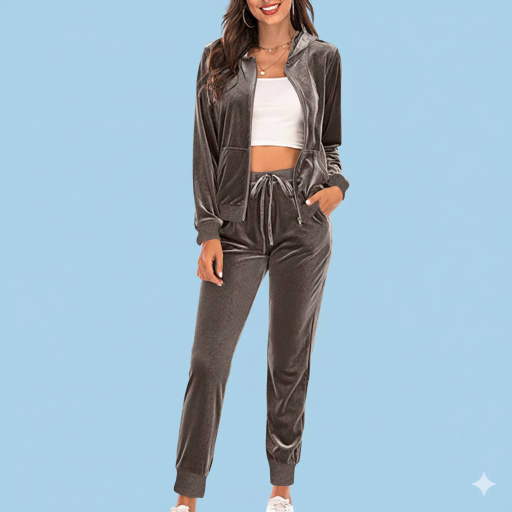 Women's comfortable tracksuit with loose fit and hooded jacket WW