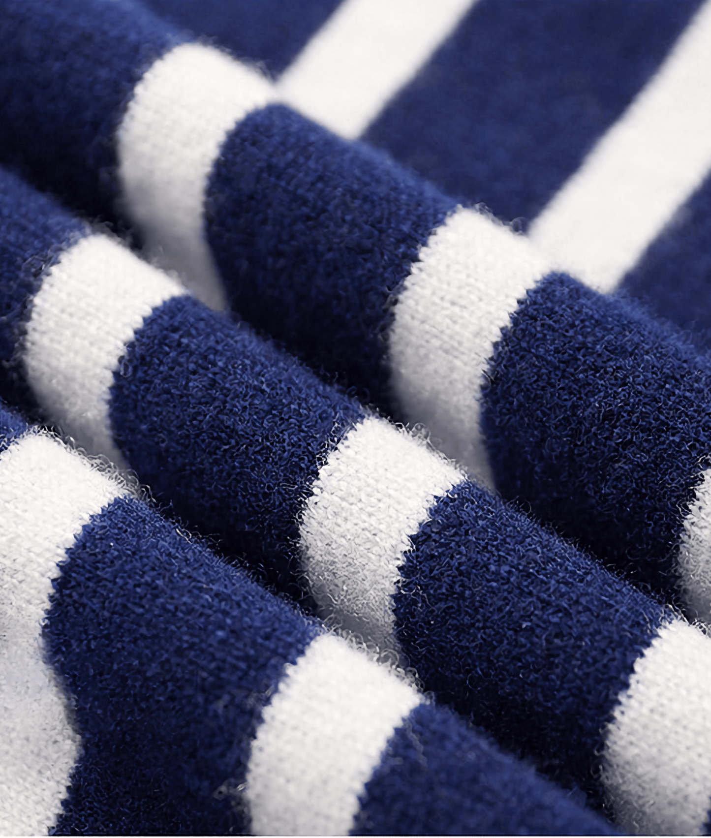 WW | Gestreifter Pullover mit Rundhalsausschnitt