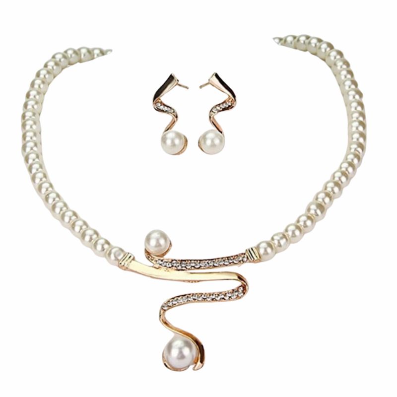 WW | Natural Pearl Necklace + Earring Set Gold