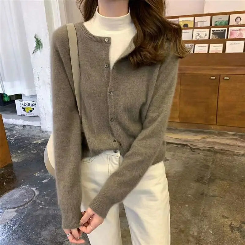 WW | Knitted Jacket Wool Blend Button Closure Slim Fit Crew Neck