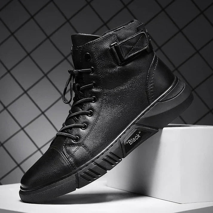 WW | Einzigartige schwarze Lederschuhe