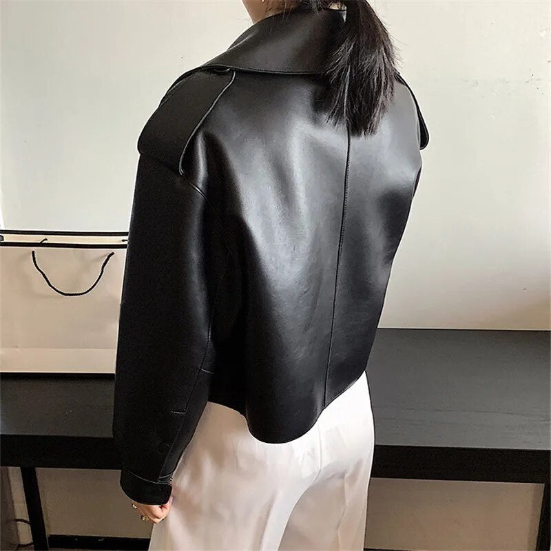 WW | Leather Jacket Retro & Stylish