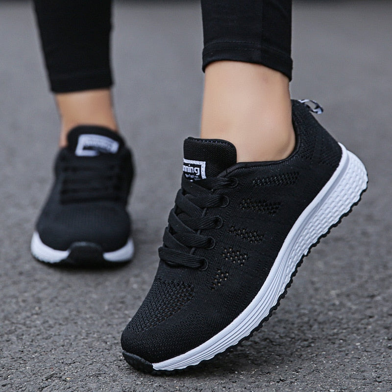 WW | Light - Ultra-leicht, atmungsaktive Sneakers mit lebhaften Farben
