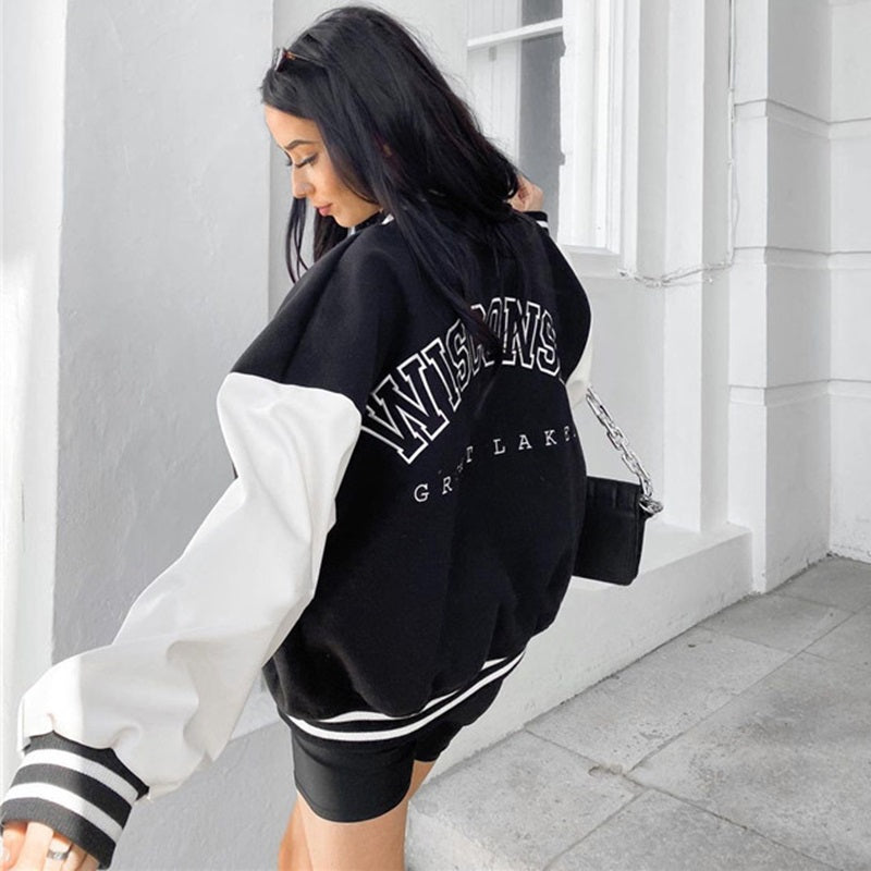WW | Baseball Jacket Oversized, cool & timeless!
