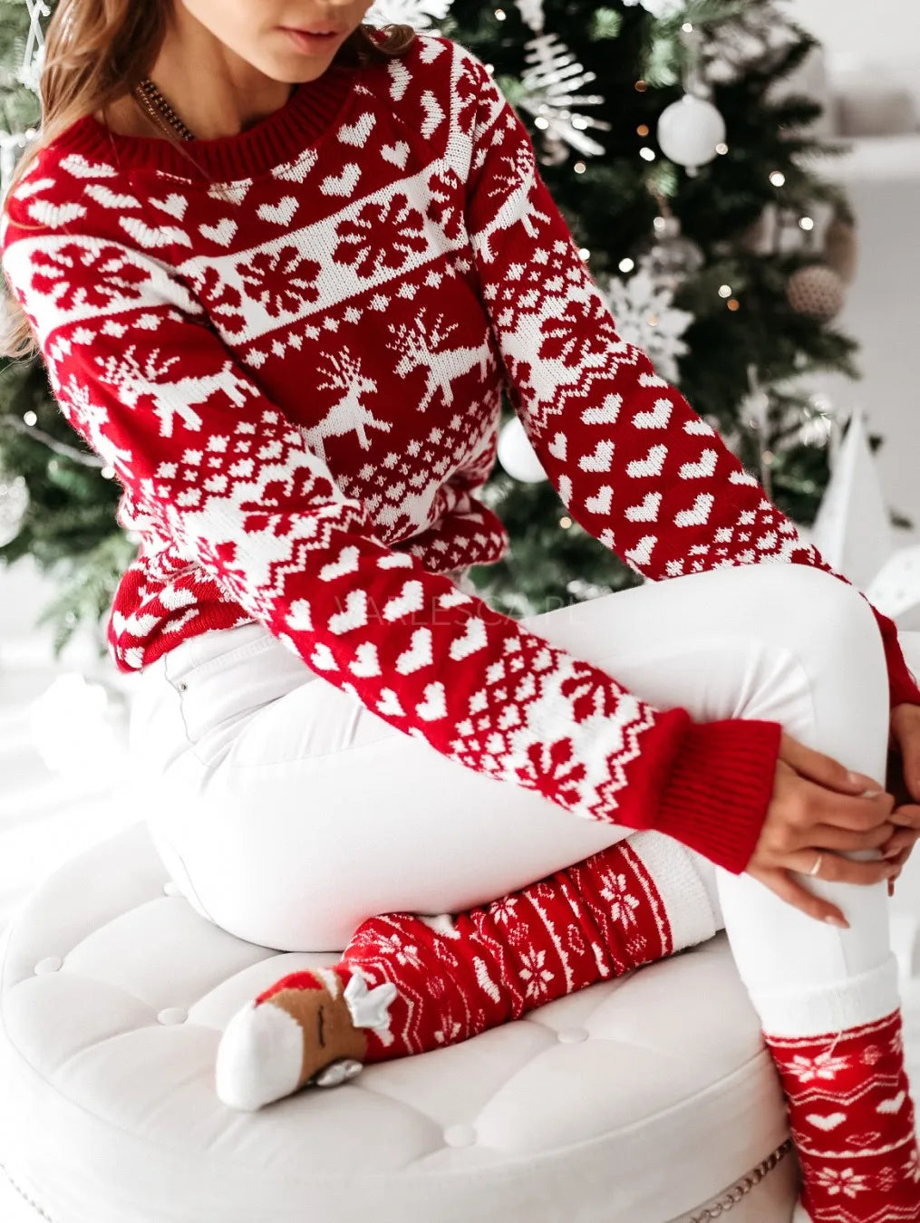 WW | Comfortable knitted Christmas sweater