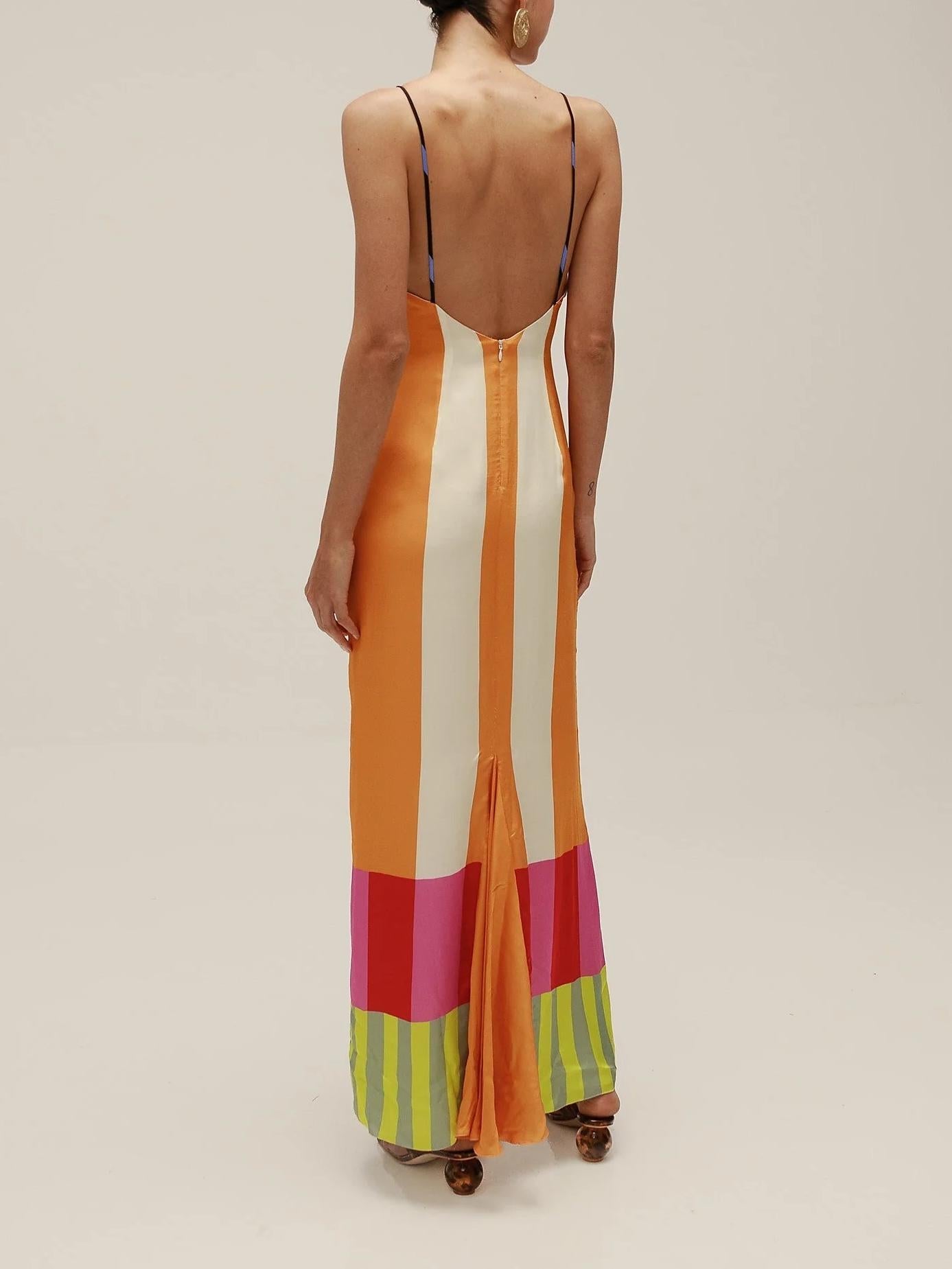 Lira™ | Timeless Color Maxi