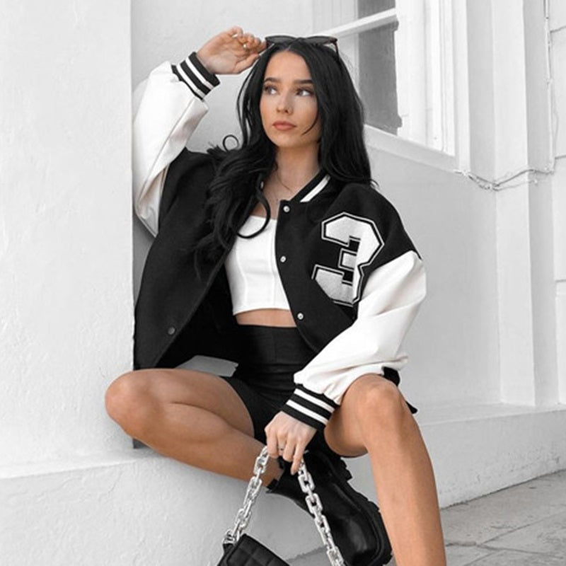 WW | Baseball Jacket Oversized, cool & timeless!