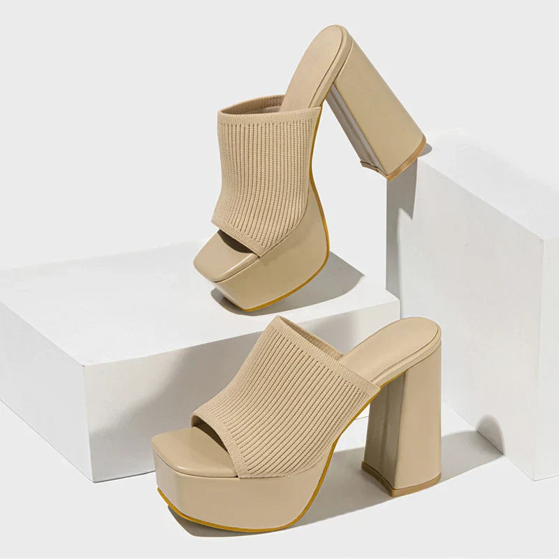 Sveira | Platform Sandals