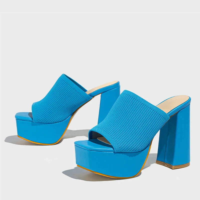 Sveira | Platform Sandals