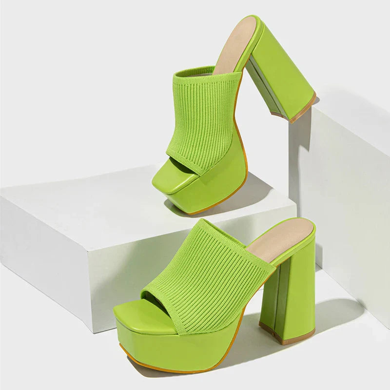 Sveira | Platform Sandals