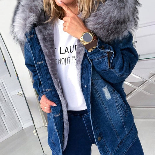 WW | Damenjacke mit Kapuze und Pelzkragen - Modetrends Winter