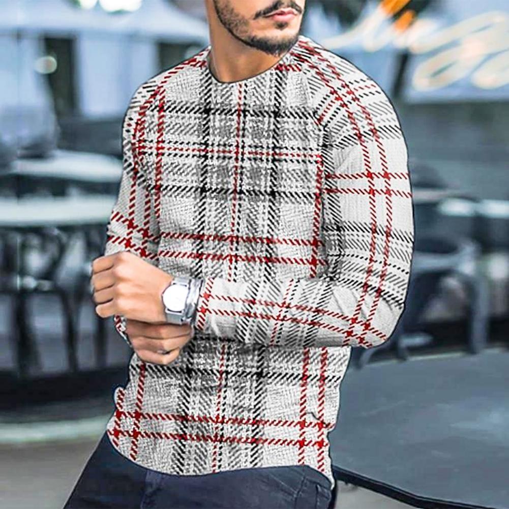 WW | A Stylish and Timeless Pullover for Men