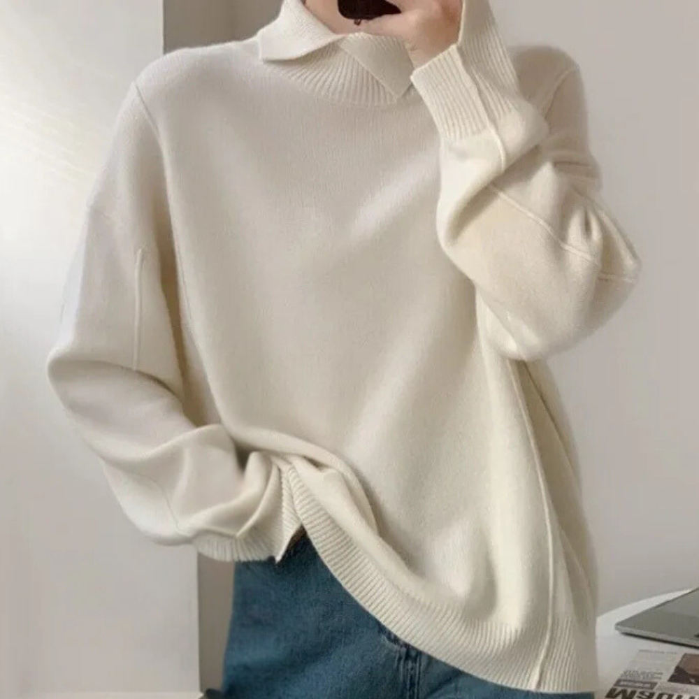 WW | High-Quality Women's Knitted Sweater – Timeless Design in Apricot, Sky Blue, and White
