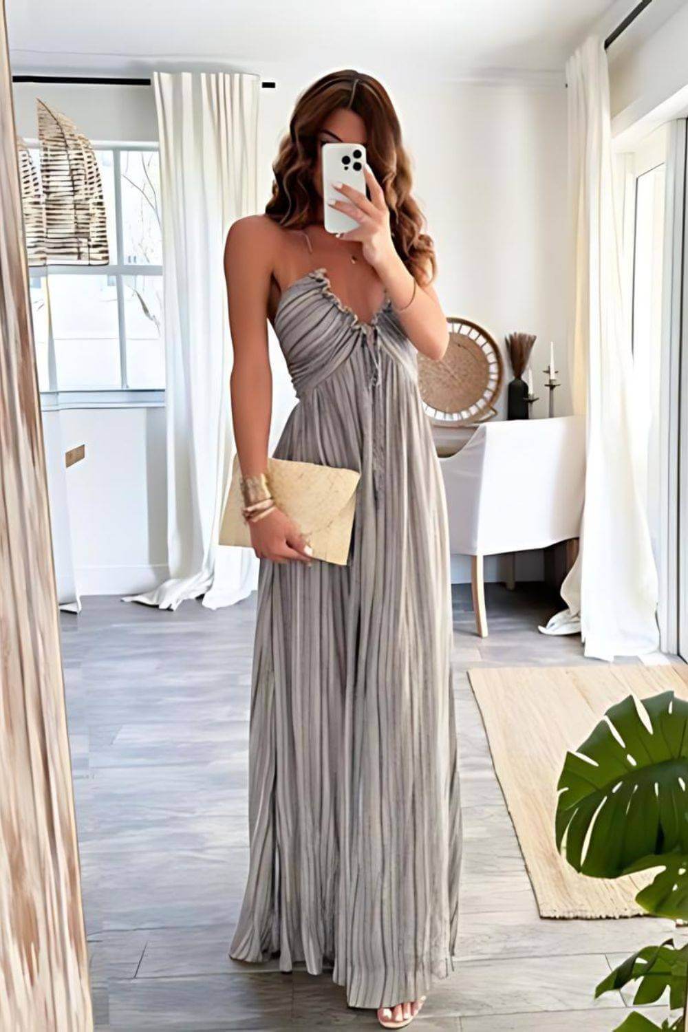 Lanie - Chic pleated maxi dress