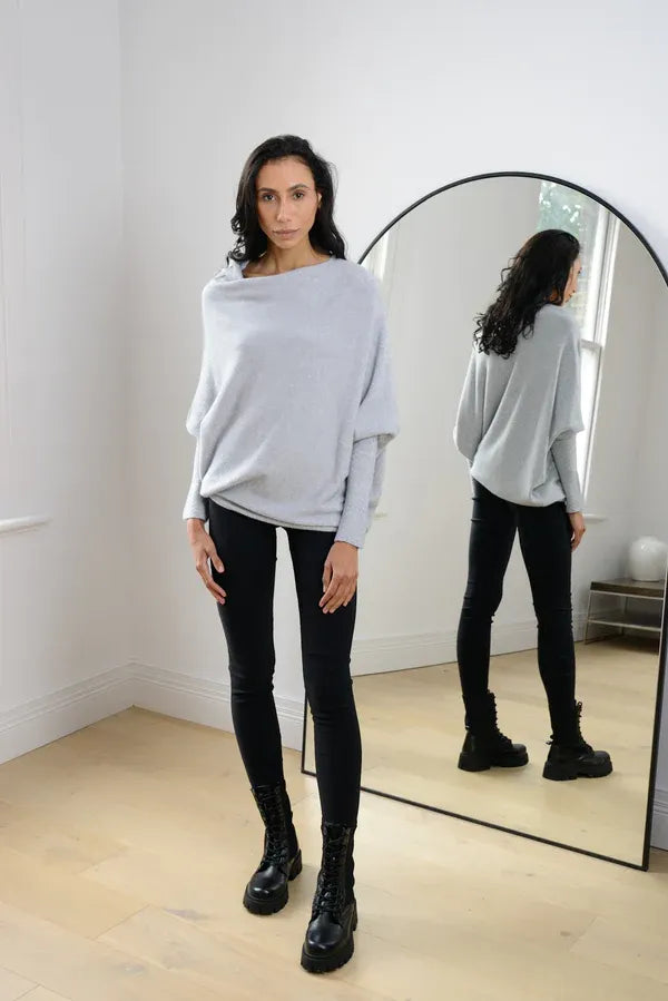 WW | Asymmetrischer Damenpullover mit eleganter Drapierung