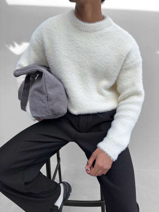 WW | Wardrobe Luxury Fluffy Knit Sweater in Ecru