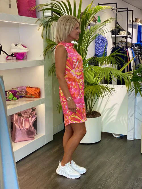Ella | Sleeveless V-Neck Dress