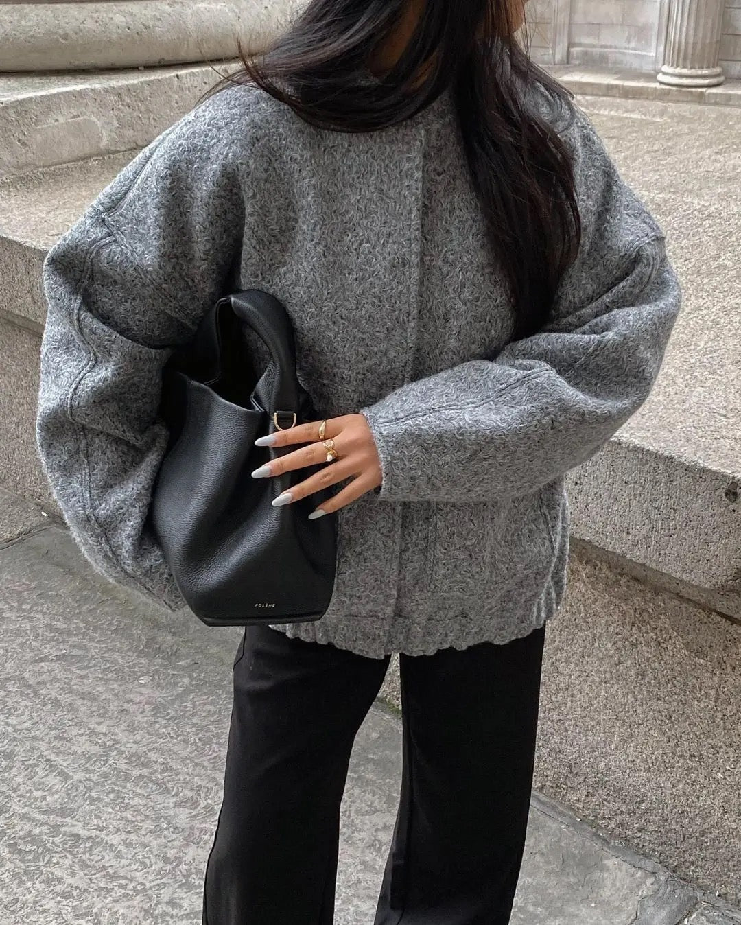 WW | Modischer grauer Wollmantel aus Tweed