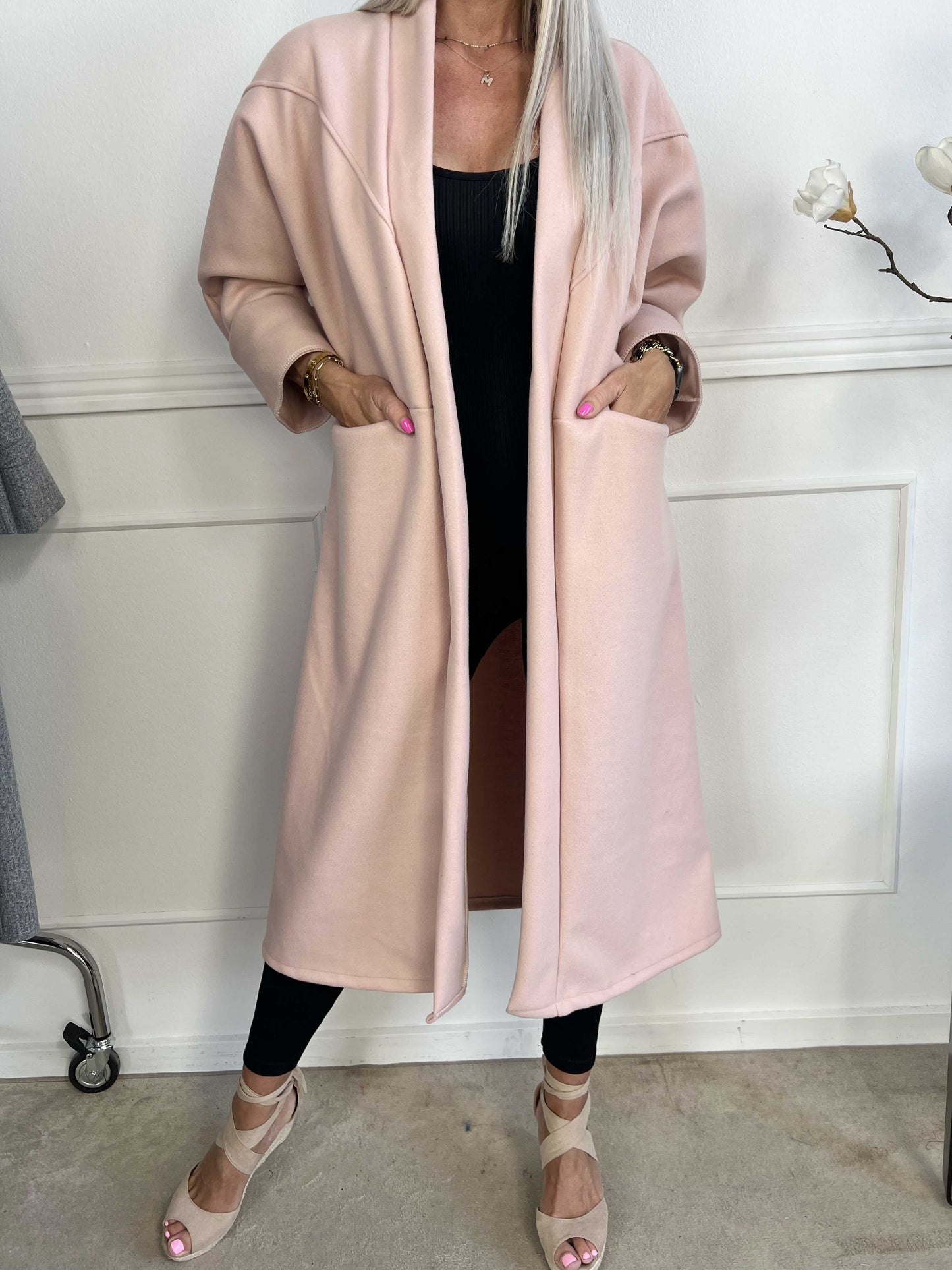 WW | Fashionable Coat for Women with a Comfortable Fit