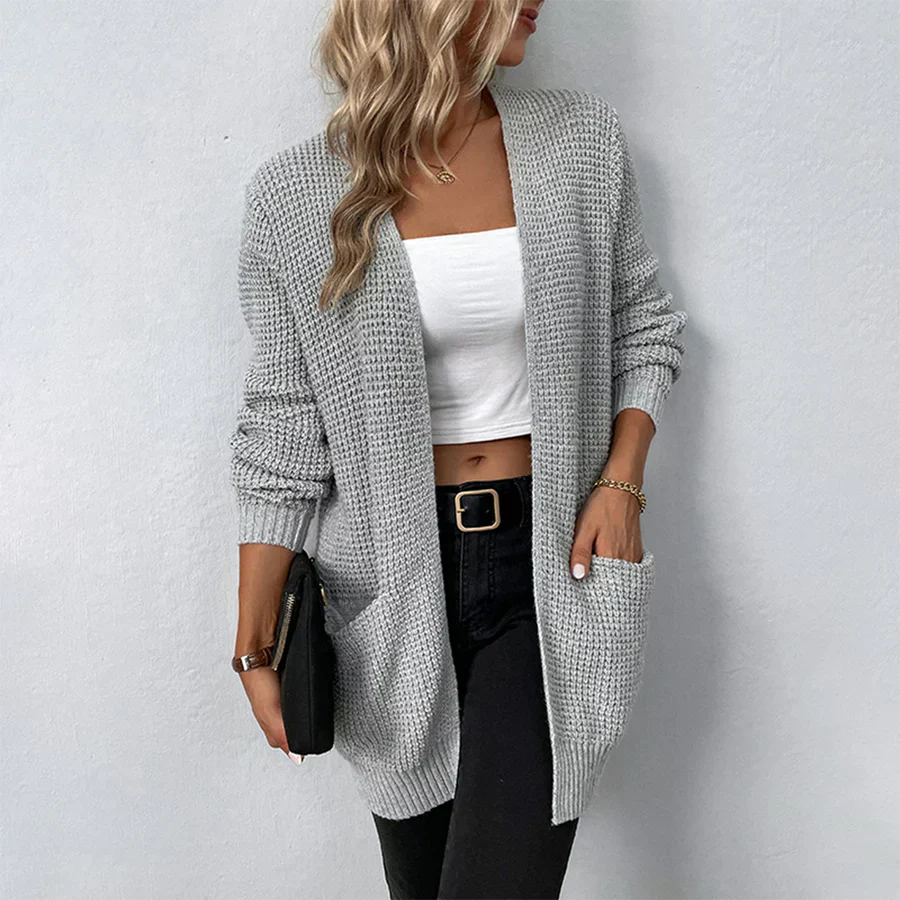 Casual and effortless winter cardigan